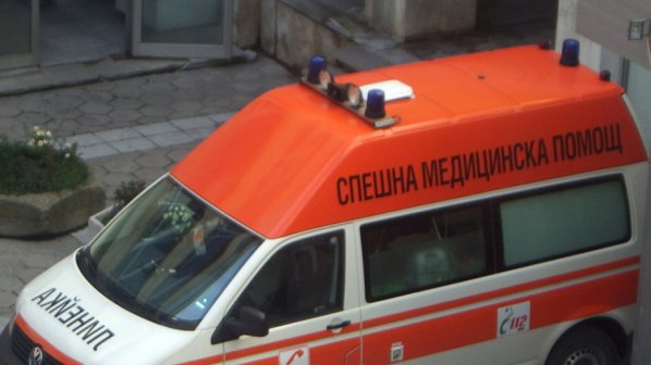 Блъсната жена във Варна почина на път за болницата