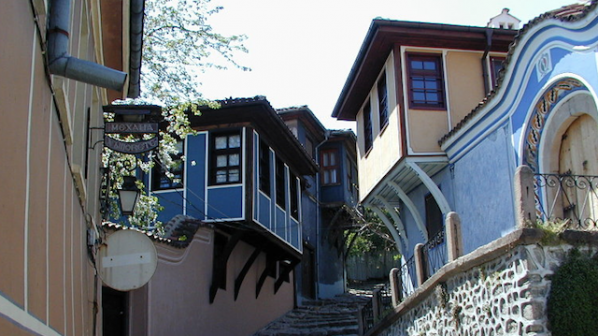 22 сгради в Стария град на Пловдив пред срутване