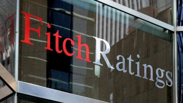 Fitch предупреди България за влошаващите се публични финанси