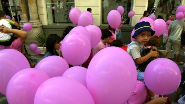 1200 розови балона ще пуснат над София