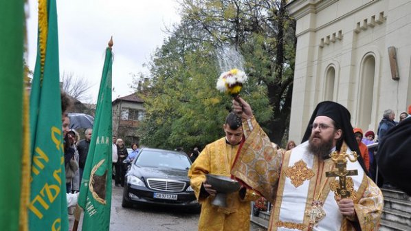 Скандал в Светия синод заради заплаха за убийство