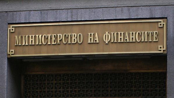 МФ води разговори за поемането на нов външен дълг