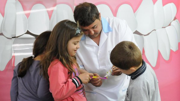 2514 деца са със силанти в Сливен, хвалят се лекари