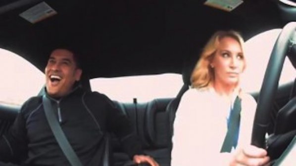 Вижте номер с жена шофьор, скроена от Ford в нова реклама (видео)