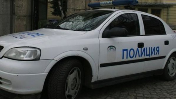Трима цигани пребиха 24-годишен в село Бъркачево