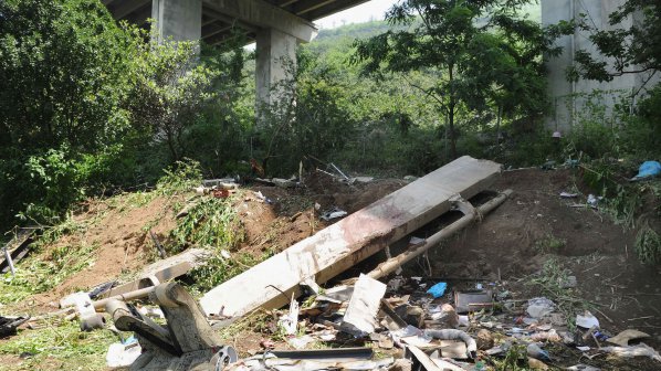 51 души загинаха при автобусна катастрофа в Бразилия