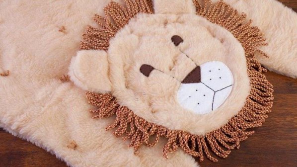 Направете си сами килим във формата на лъвче
