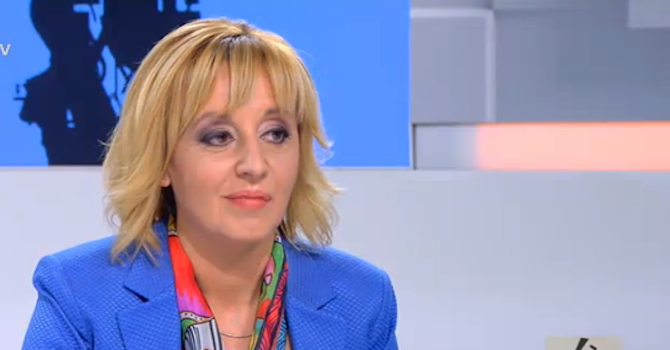 Манолова: Плевнелиев да си подаде оставката по примера на Шарл дьо Гол