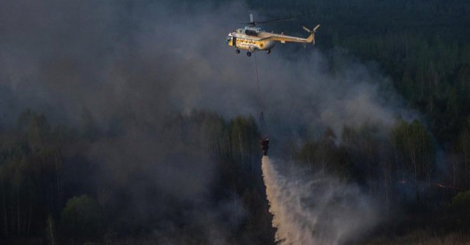 Голям пожар гори край АЕЦ „Чернобил“