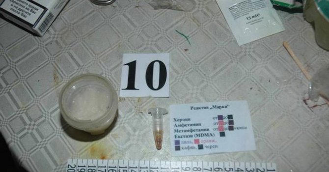Разбиха лаборатория за синтетична дрога в Несебър (снимки)