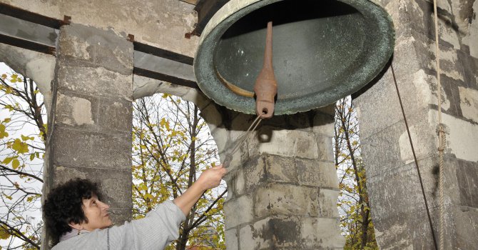 Откраднаха 150-килограмова камбана от църква