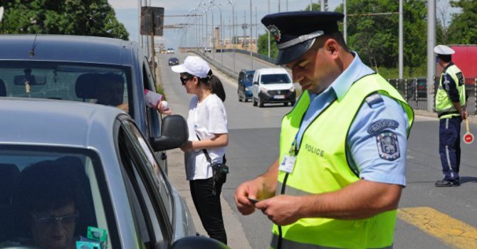 МВР ще публикува във Facebook информация за пътни нарушения
