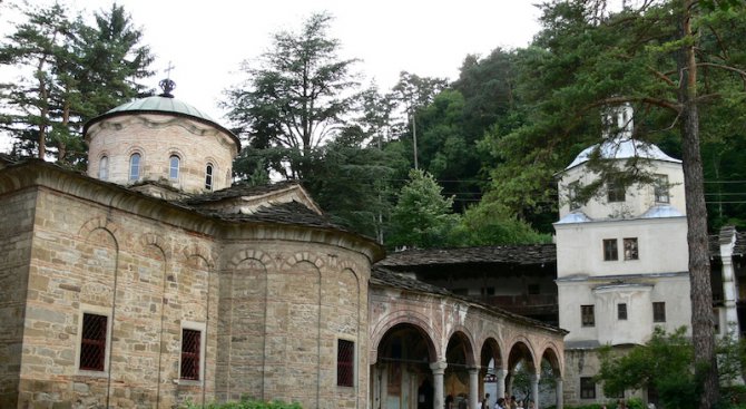 Троянският манастир празнува на 15 август