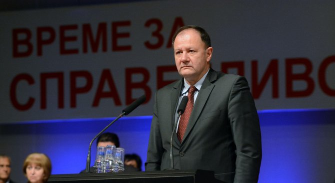 Миков към възрастните: БСП никога няма да отстъпи от ангажиментите си към вас