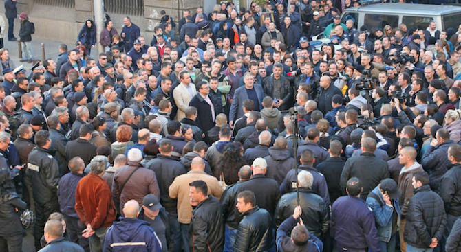 СФСМВР: Заповедта да бъдат наказани протестиращите полицаи е опит за сплашване