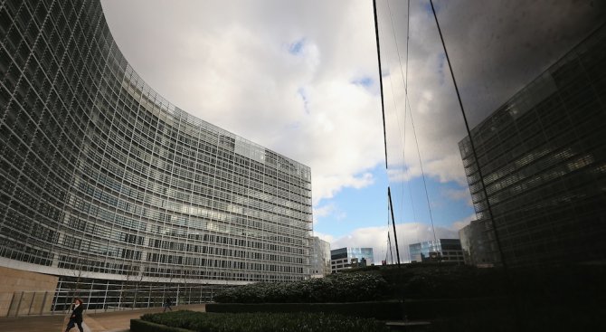 Брюксел съди Берлин заради неспазване на еконорми