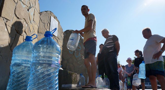 България разхищава две трети от минералната си вода