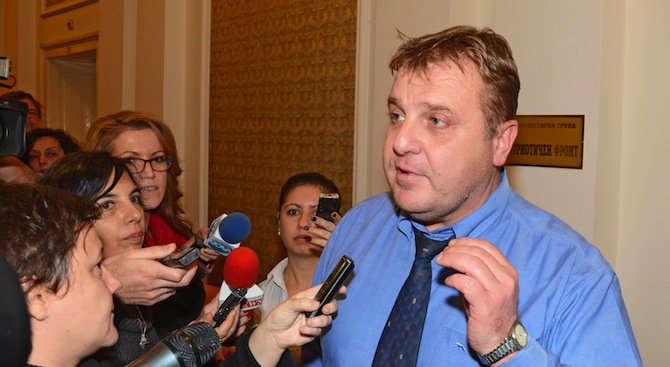 Каракачанов: Решението на Христо Иванов не е изненада