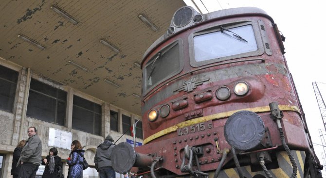 7 часа ще е пътят с влак до Бургас заради ремонти