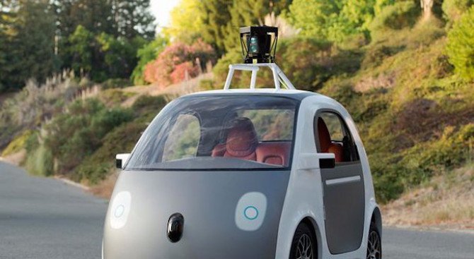 Великобритания обмисля пускането на автономните коли на Google