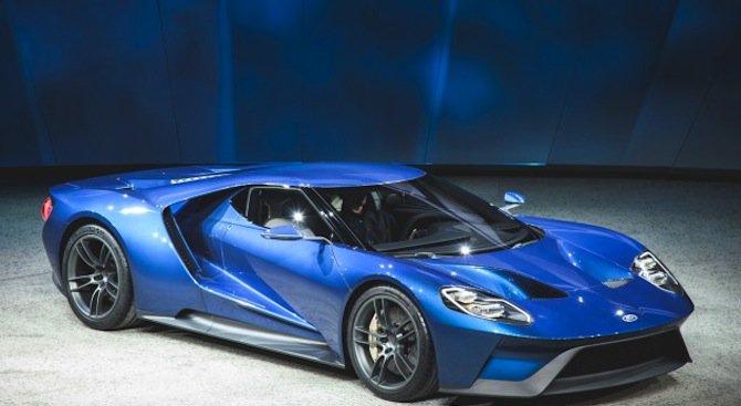 Ford GT с Gorilla Glass