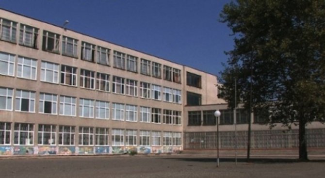 Битата учителка разпространи отворено писмо