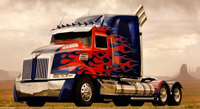 Optimus Prime отива на търг