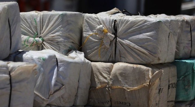 Заловиха 2 тона кокаин в Колумбия