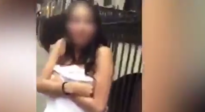 Мъж изхвърли жена си гола на улицата (видео)