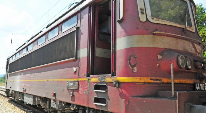 60-годишен мъж е бил прегазен от влак край Казанлък