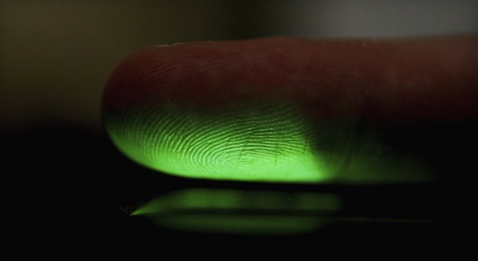 Белгия обмисля въвеждането на пръстови отпечатъци в личните карти
