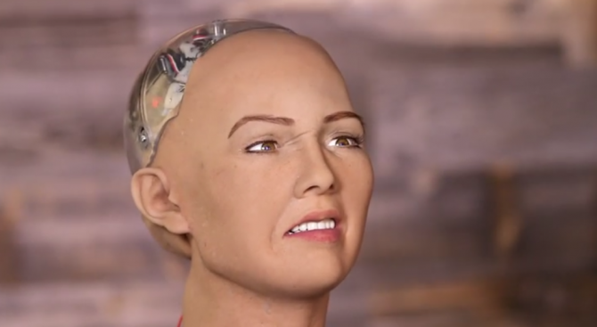 Робот иска да унищожи човечеството (видео)