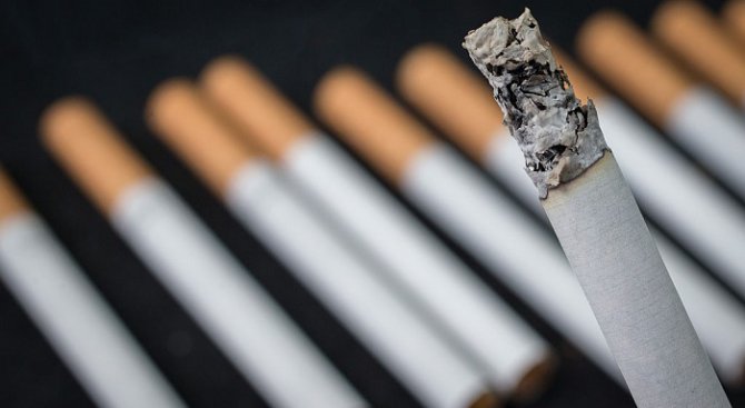 Цигари без бандерол конфискуваха в магазин в Червен бряг