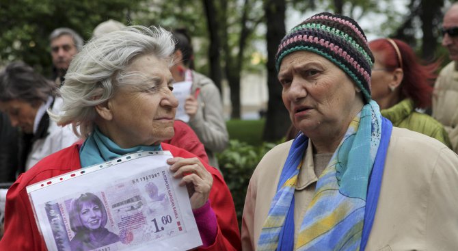 Отново столичани излязоха на протест заради исканото увеличение на билетчето (снимки+видео)