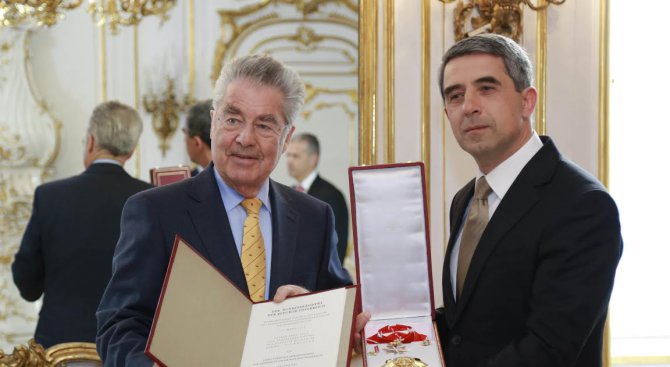 Росен Плевнелиев е удостоен с най-висшето австрийско държавно отличие