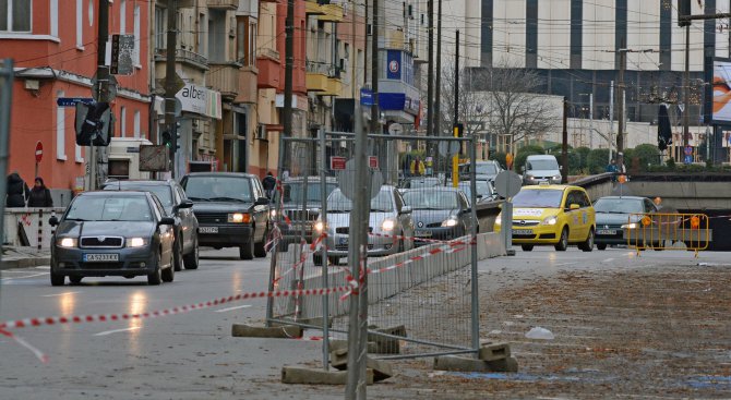 Живеещи в центъра на София стягат протест заради строежа на метрото