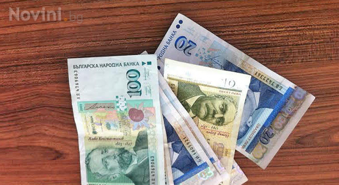 Кметица обжалва в съда ниската си заплата