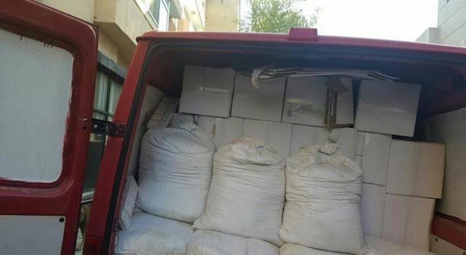 ГДБОП разби банда, внасяла контрабандни цигари (снимки)