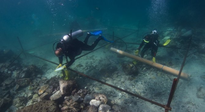 Високи води отлагат спасителната акция в пещерата край Кипилово