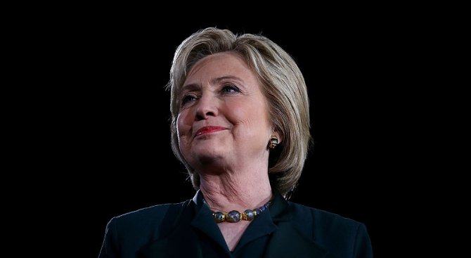 Хилари Клинтън събра необходимия брой делегати за номинация