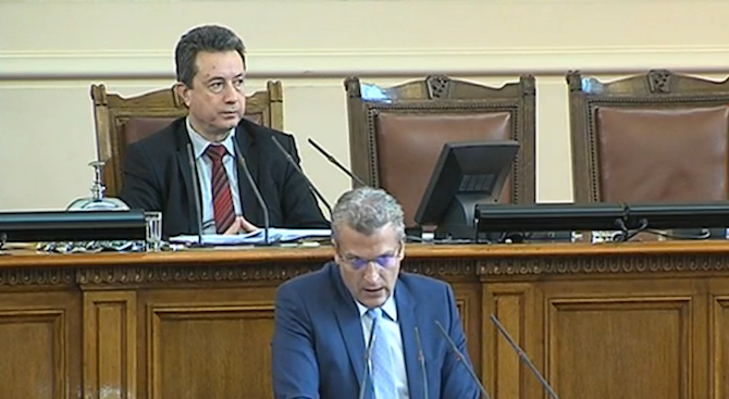 Петър Москов: Няма нито една молба на дете, която да не е разгледана от Фонда (видео)