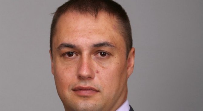 Привлякоха като обвиняем депутата от ГЕРБ Иван Миховски