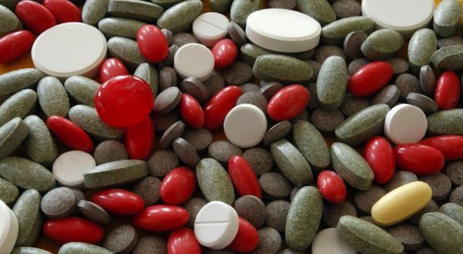 Манолова предлага да отпадне и ДДС- то за лекарствата, купувани от НЗОК