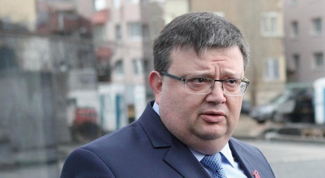 Сотир Цацаров призовава ВСС да вземе бързи мерки