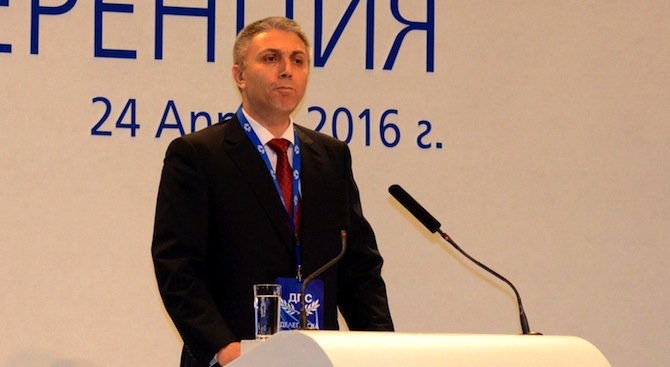 ДПС непотърсена подкрепа няма да даде, обяви председателят му