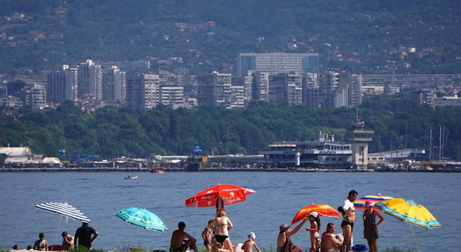 Мъж се удави на плажа във Варна