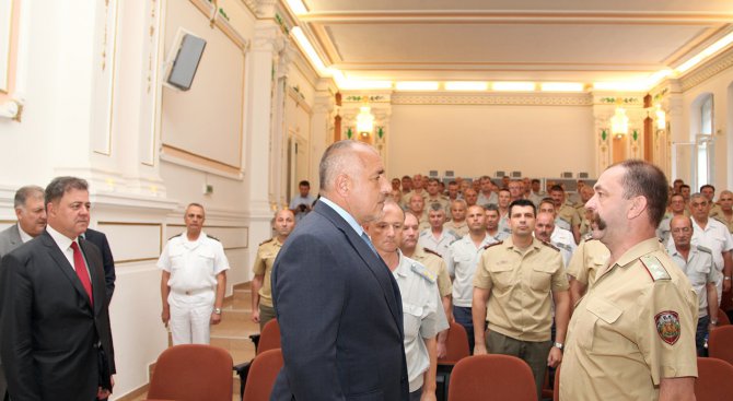Борисов и висши военни обсъдиха ситуацията в Турция (снимки)