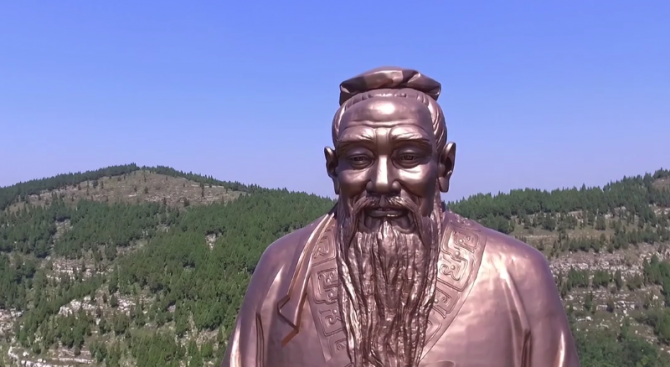 Най-високата статуя на Конфуций от дрон (видео)