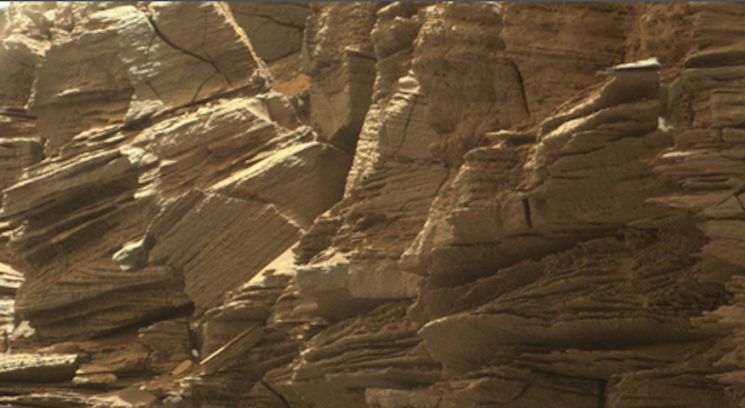 Вижте новите снимки от Марс