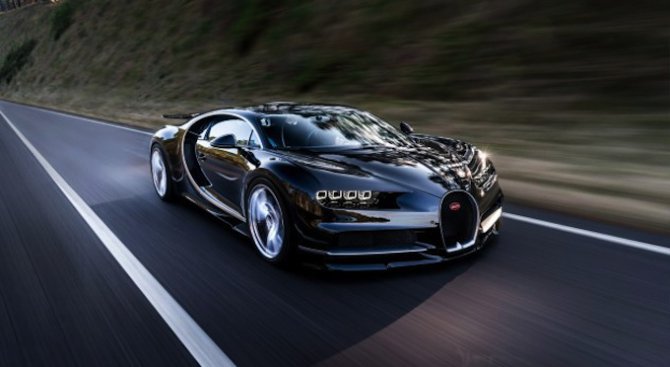 Bugatti Chiron може да вдигне 456 км/ч